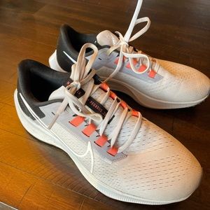 Nike Air Zoom Pegasus 38